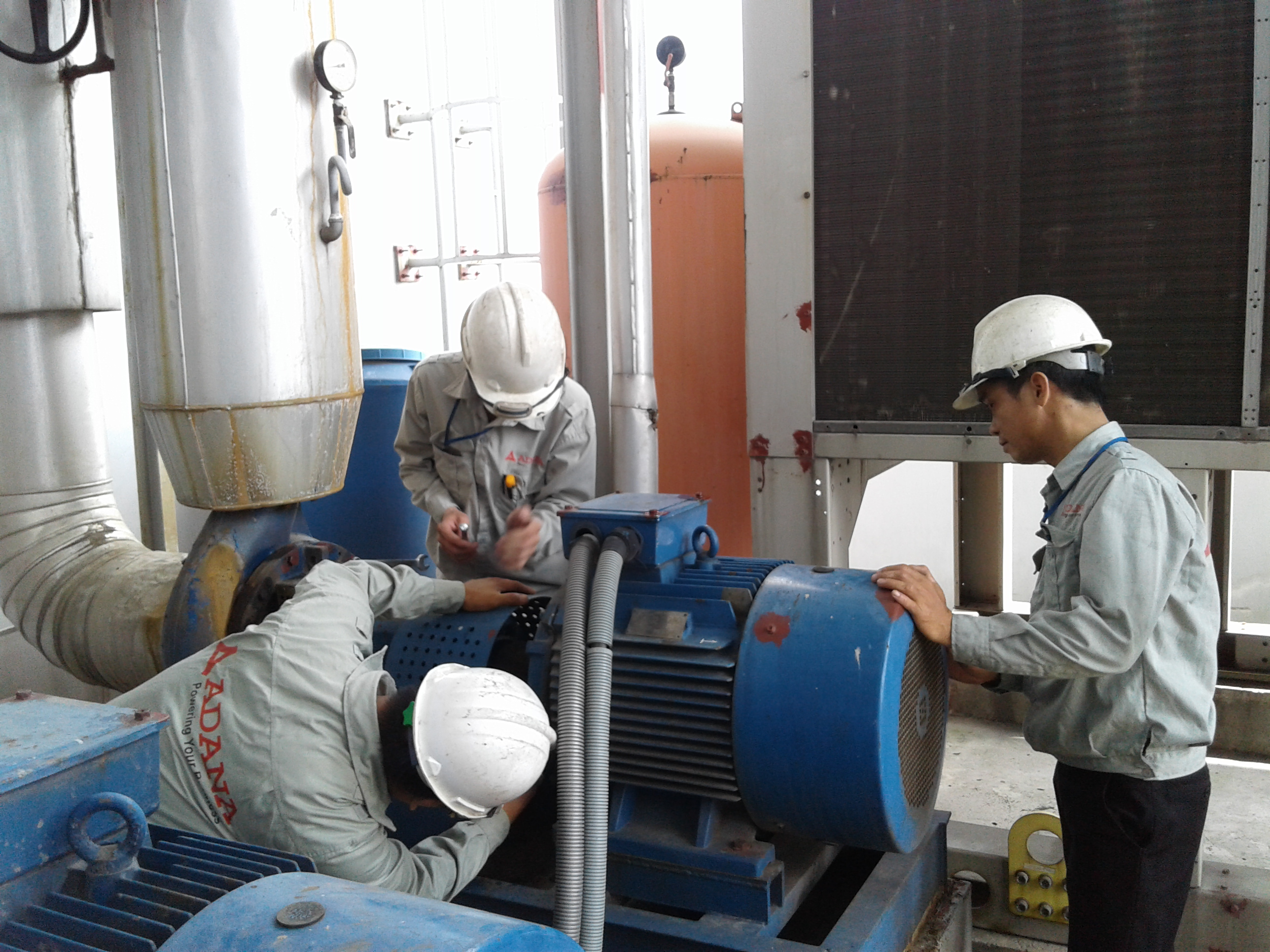 Sửa chữa bơm nước Chiller uy tín