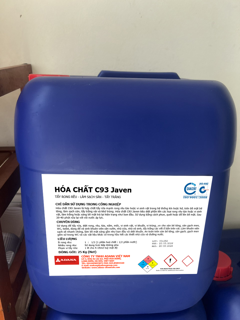 Hoá chất tẩy rong rêu C93